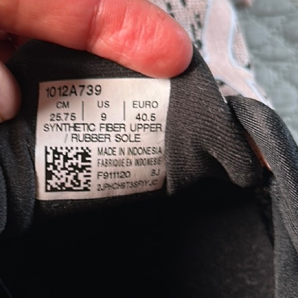 Pink and Black Performance Athletic Shoes - Picture 5 of 6